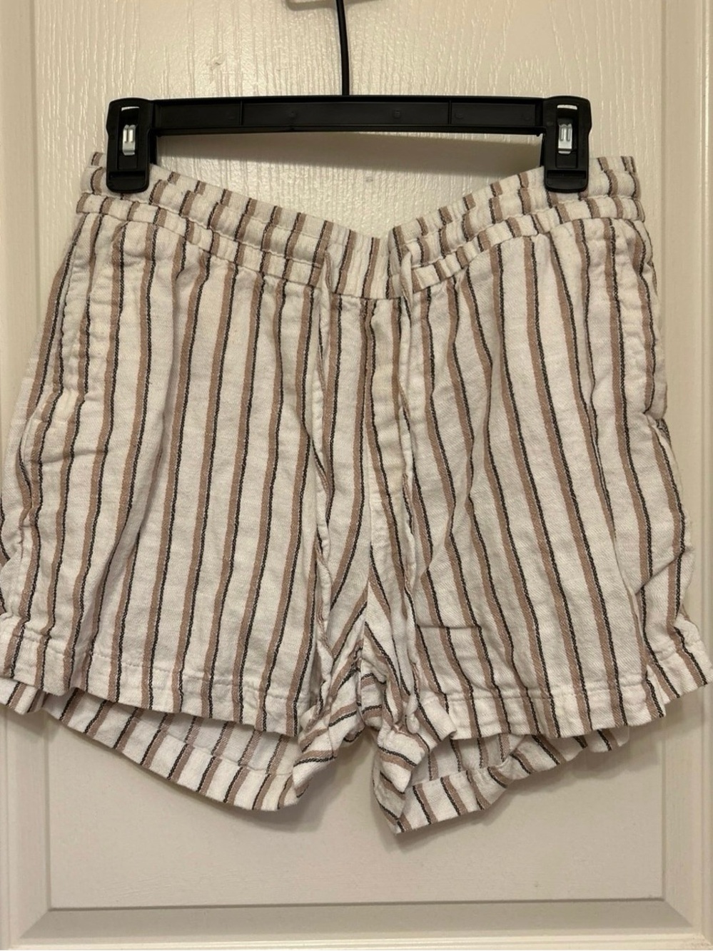 Old Navy White & Brown Striped Casual Shorts